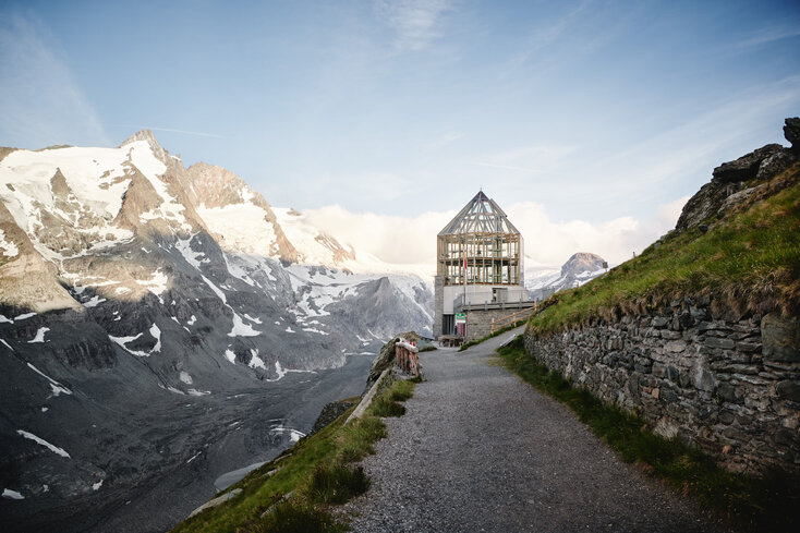 Wilhelm-Swarovski-Beobachtungswarte oberhalb der Kaiser-Franz-Josefs-Höhe | © grossglockner.at/Michael Königshofer